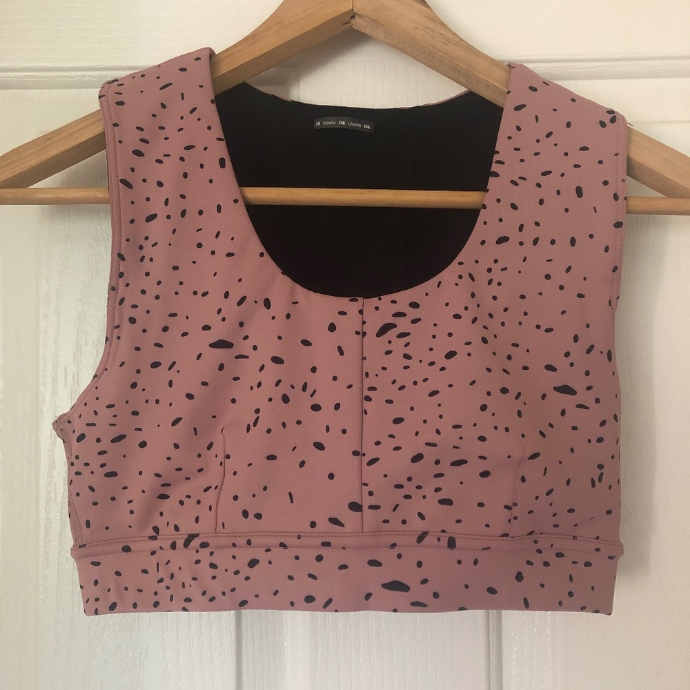 Oiselle Size 6 Flyout Sports Bra